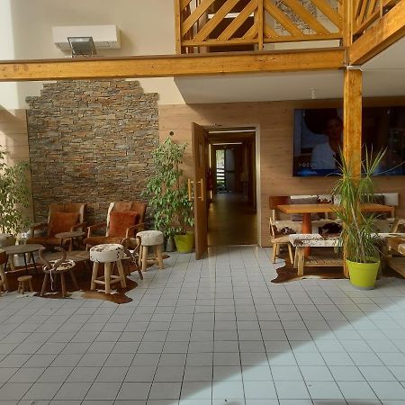 Green Hotels Orleans Nord-Саран Екстериор снимка