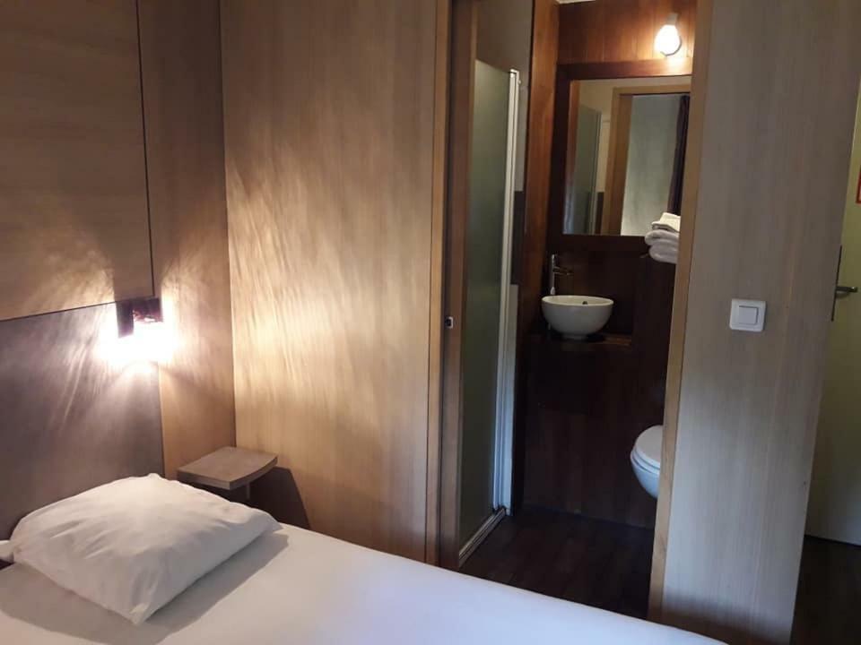 Green Hotels Orleans Nord-Саран Екстериор снимка